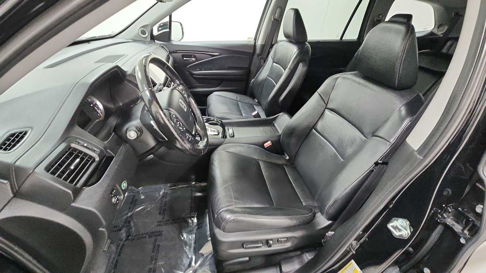 Used 2018 Honda Pilot Touring image 13