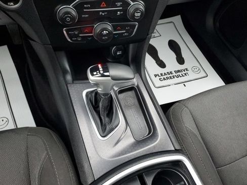 Used 2018 Dodge Charger R/T RWD image 19