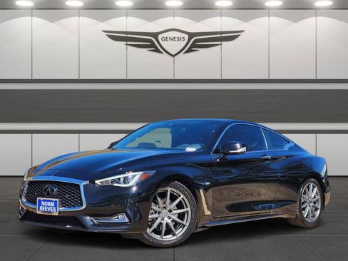 Used 2019 INFINITI Q60 3.0t Luxe w/ Essential Package image 1