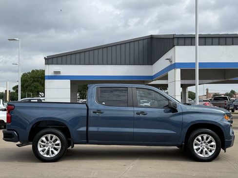 Certified 2024 Chevrolet Silverado 1500 Custom image 3