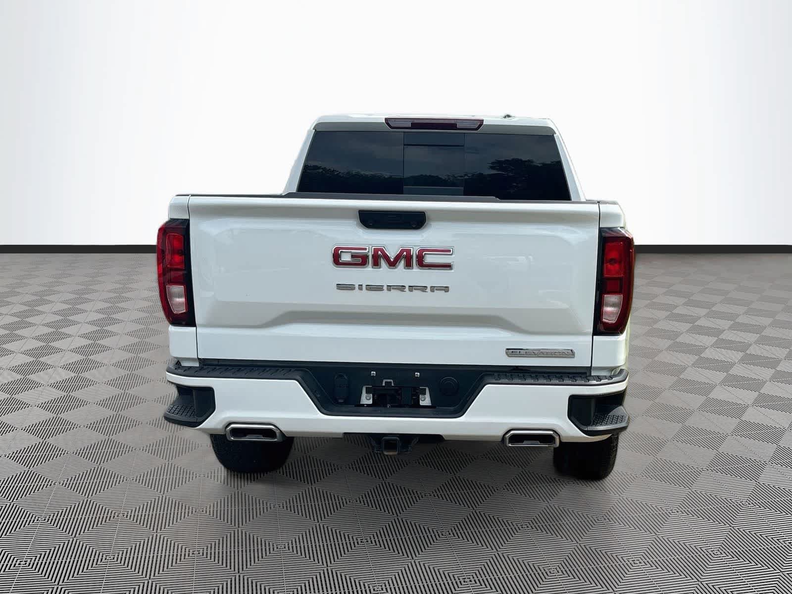 Used 2025 GMC Sierra 1500 Elevation w/ Preferred Package AWD/4WD image 6