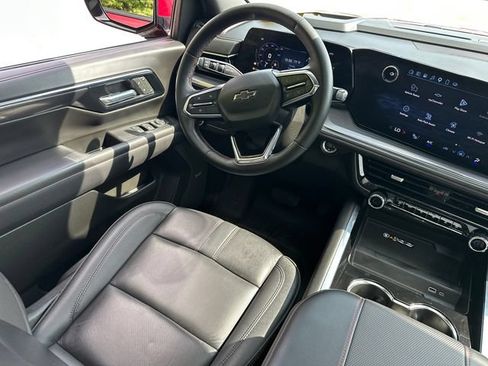 Used 2025 Chevrolet Tahoe RST w/ Comfort Package AWD/4WD image 25