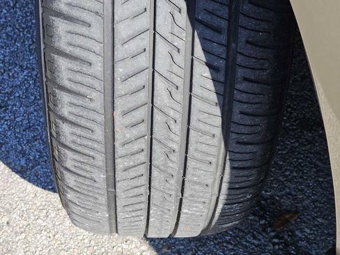 Used 2011 Toyota Sienna XLE image 10