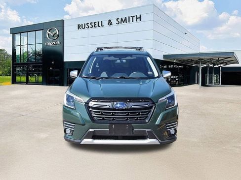 Used 2023 Subaru Forester Touring image 2