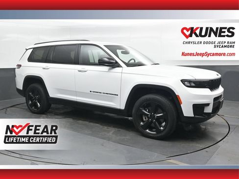 Used 2023 Jeep Grand Cherokee L Laredo AWD/4WD image 1
