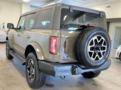 New 2025 Ford Bronco Outer Banks image 5