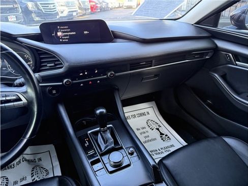 Used 2021 MAZDA MAZDA3 s image 38