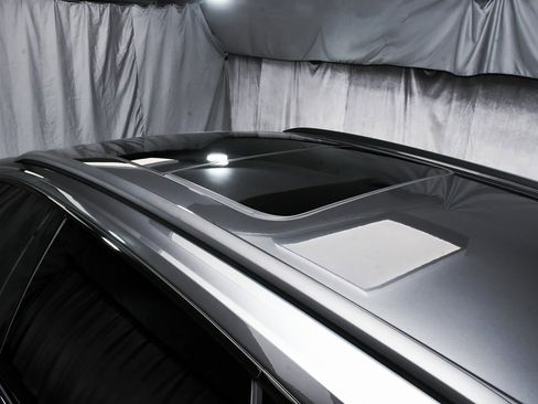 Used 2022 Audi SQ8 Premium Plus w/ Executive Package image 95