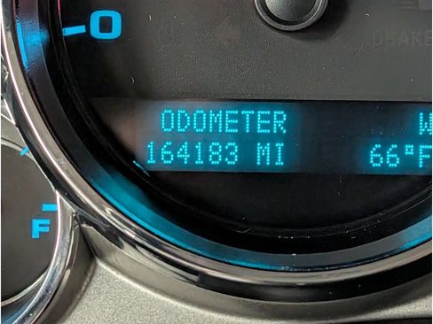 Used 2013 Chevrolet Silverado 2500 LT w/ Interior Plus Package AWD/4WD image 17