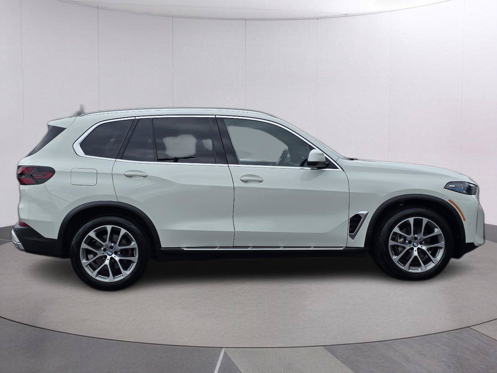 Used 2026 BMW X5 sDrive40i RWD image 4