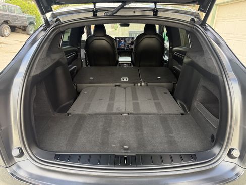 Used 2022 Tesla Model X image 23