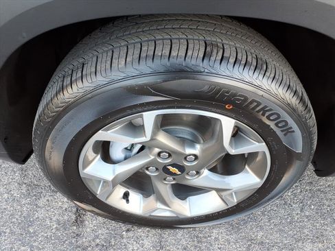 New 2026 Chevrolet Trax LT w/ Driver Confidence Package image 8