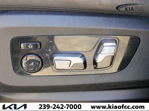 Used 2022 BMW X7 xDrive40i w/ Executive Package image 20