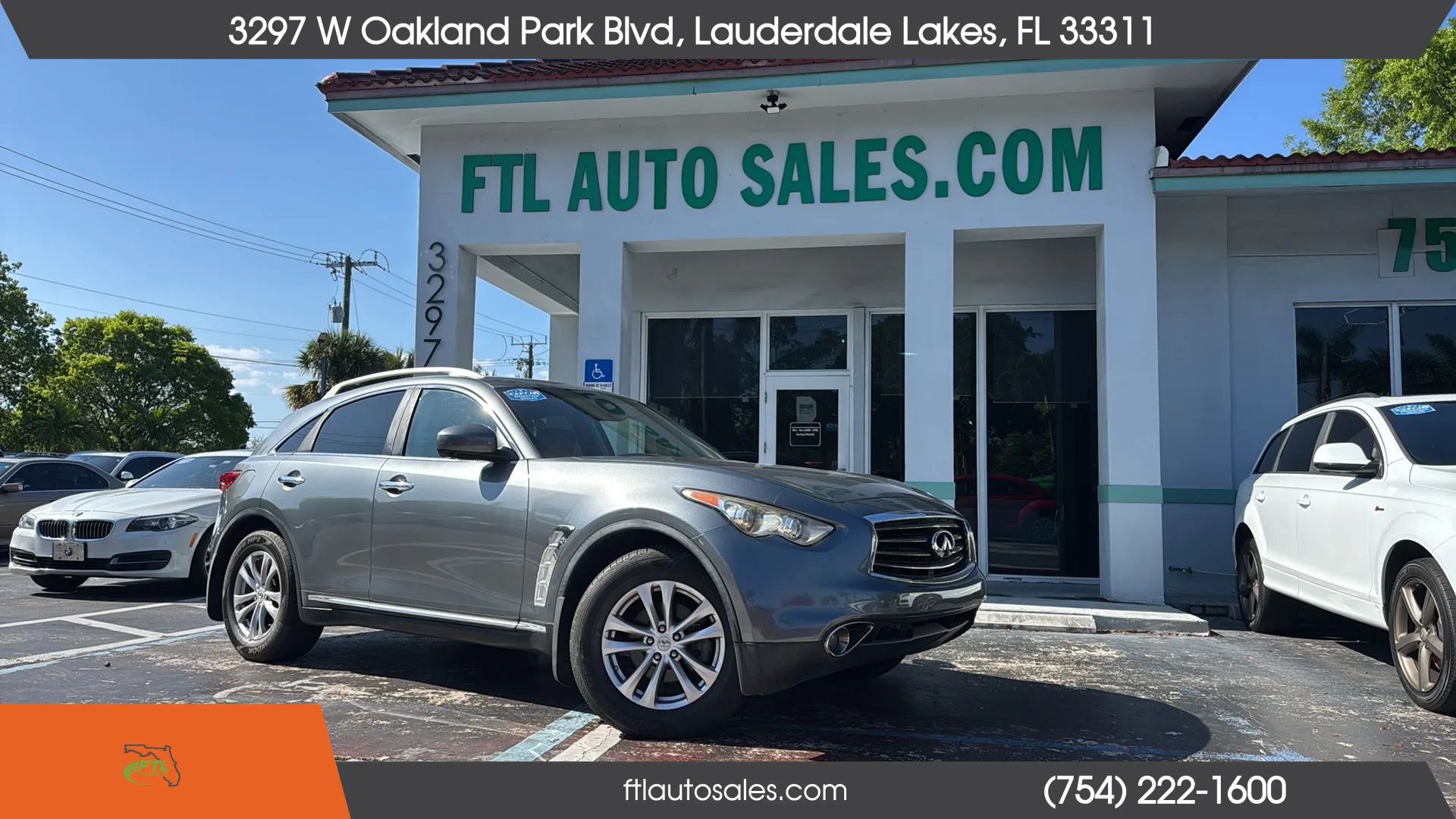Used 2013 INFINITI FX37 2WD w/ Premium Pkg image 2
