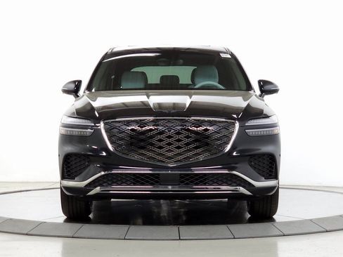 Used 2026 Genesis GV70 2.5T Advanced AWD/4WD image 2