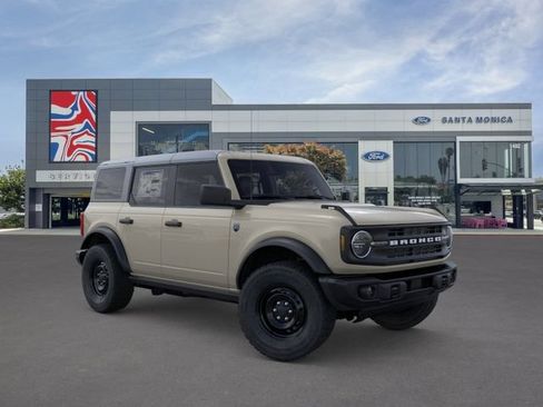 New 2026 Ford Bronco Big Bend w/ Black Diamond Package AWD/4WD image 7
