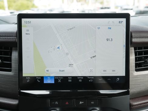 Used 2024 Ford Expedition Max Limited image 13