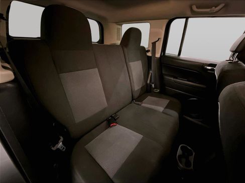 Used 2014 Jeep Patriot Sport w/ Power Value Group image 26