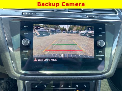 Used 2023 Volkswagen Tiguan SEL R-Line AWD/4WD image 43
