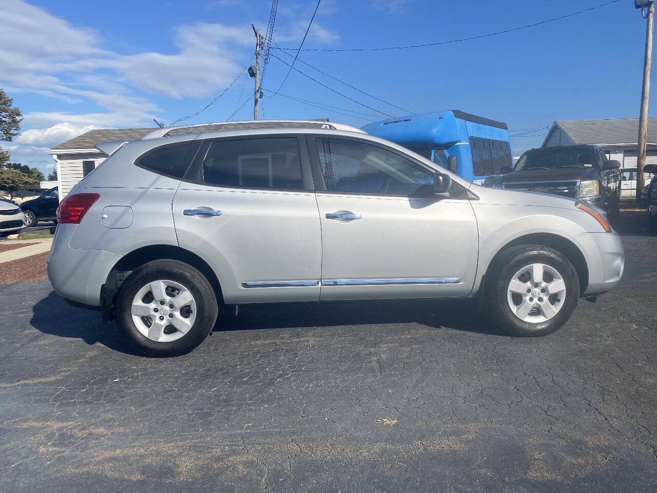 Used 2015 Nissan Rogue S w/ Convenience Package FWD image 7