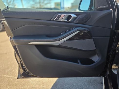 Used 2023 BMW X5 xDrive40i w/ Executive Package image 13