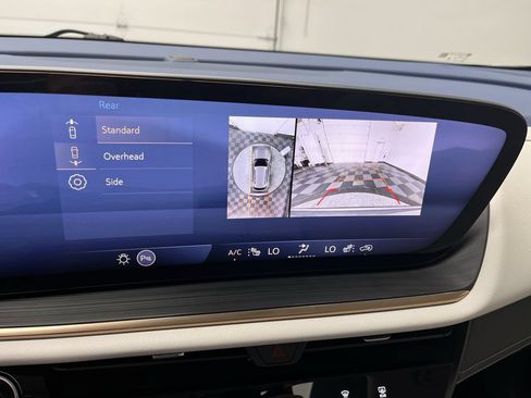 Certified 2025 Buick Envision Avenir AWD/4WD image 6