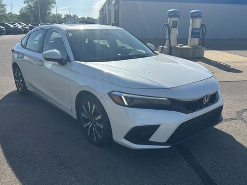 Used 2023 Honda Civic EX-L image 7