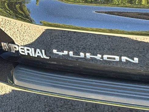 Used 2022 GMC Yukon SLE AWD/4WD image 14