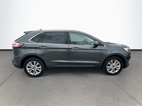 Used 2020 Ford Edge Titanium w/ Equipment Group 301A AWD/4WD image 8