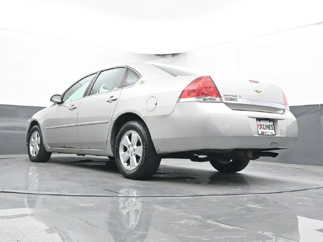 Used 2008 Chevrolet Impala LT FWD image 43
