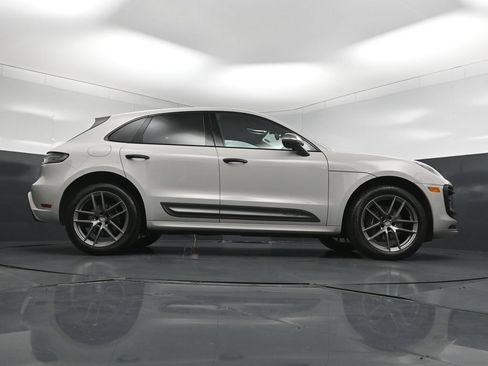 Certified 2025 Porsche Macan Turbo AWD/4WD image 28