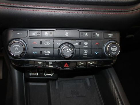 Used 2022 Dodge Durango R/T image 45