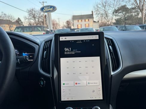 Used 2024 Ford Edge SEL w/ Convenience Package image 27