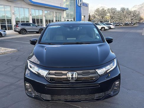 Certified 2025 Honda Odyssey Sport-L image 4