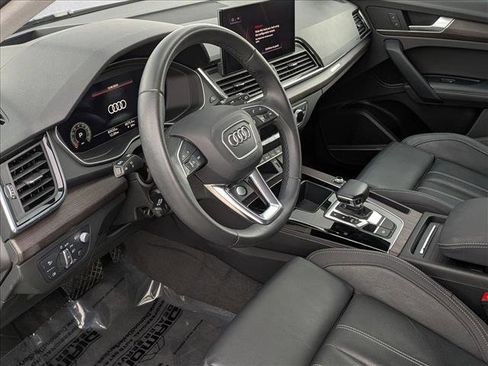 Used 2021 Audi Q5 Prestige image 10