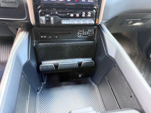 Used 2019 RAM 2500 Laramie w/ Night Edition AWD/4WD image 28