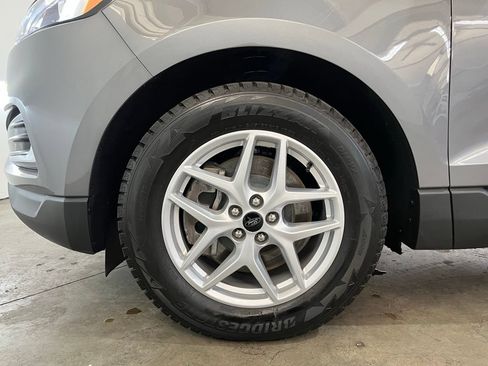 Used 2024 Ford Edge SEL AWD/4WD image 16