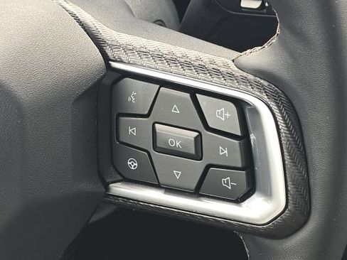 Used 2025 Ford Mustang Coupe image 22