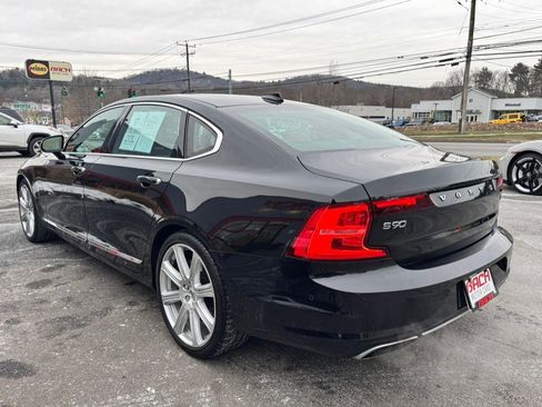 Used 2018 Volvo S90 T6 Inscription w/ Convenience Package image 5