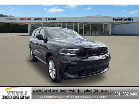 Used 2024 Dodge Durango GT image 1