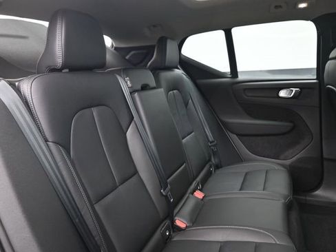 Used 2023 Volvo XC40 B5 Plus w/ Driver Assist Package image 32