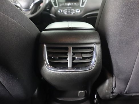 Used 2024 Chevrolet Malibu LT image 48