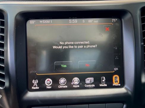 Used 2014 Jeep Cherokee Limited image 22