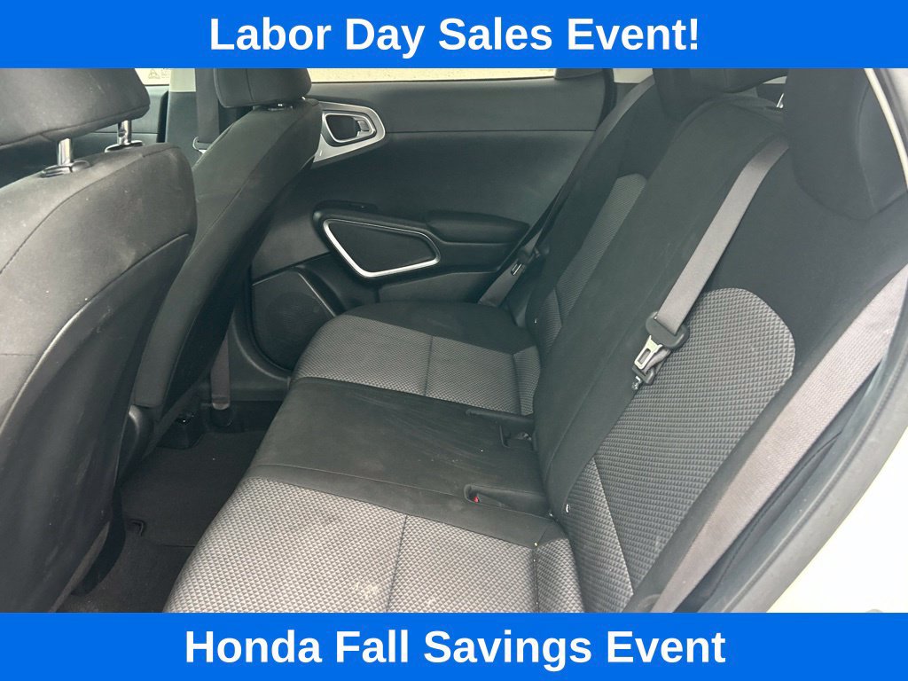 Used 2024 Kia Soul LX w/ Option Group 015 FWD image 13