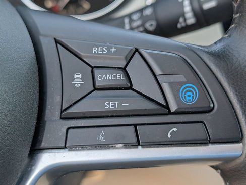 Used 2022 Nissan Rogue Sport SL AWD/4WD image 15