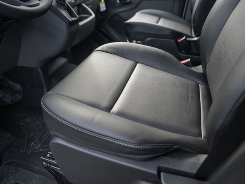 New 2026 Ford Transit 250 Low Roof w/ Load Area Protection Package image 34