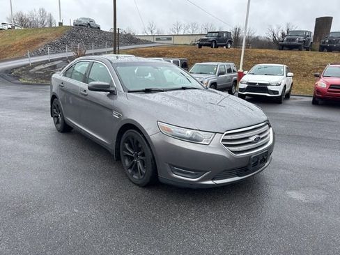 Used 2013 Ford Taurus SEL FWD image 2