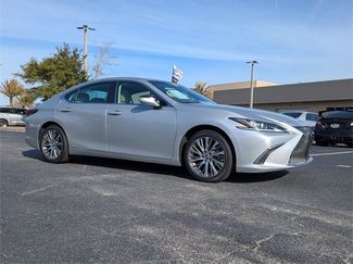 Used 2021 Lexus ES 300h w/ Premium Package video 2