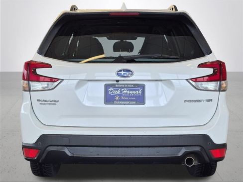 Used 2022 Subaru Forester Limited AWD/4WD image 8