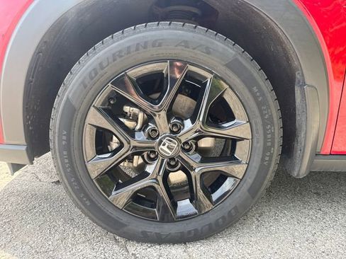 Used 2025 Honda HR-V Sport image 9